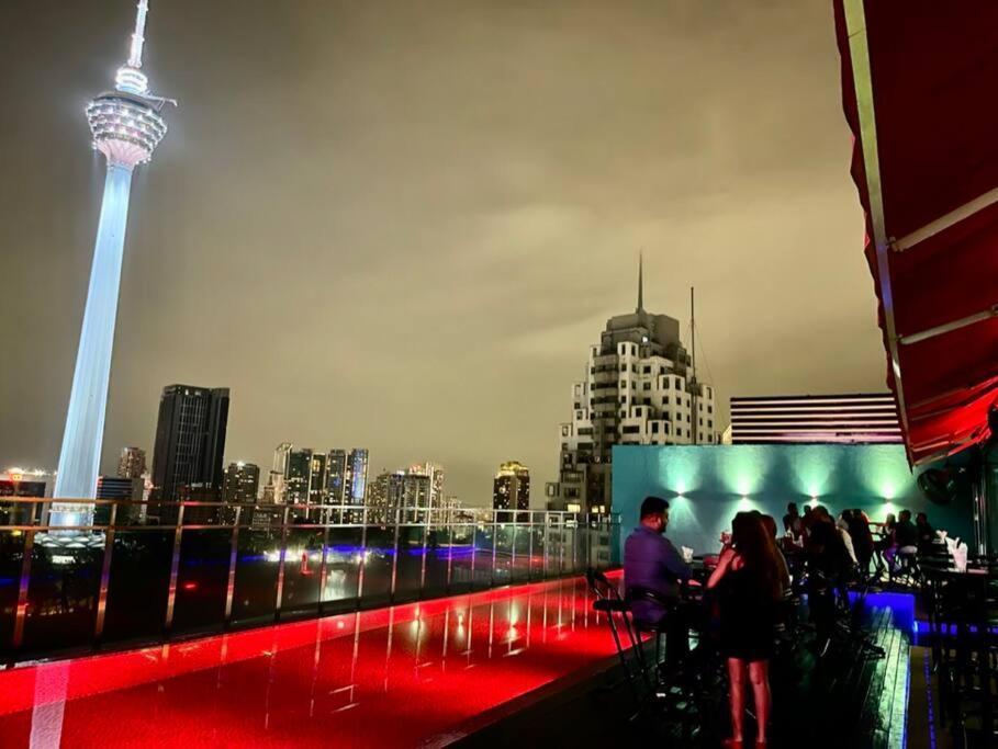 #211 M101 Dang Wangi Klcc View Pool By Livin Leilighet Kuala Lumpur Eksteriør bilde